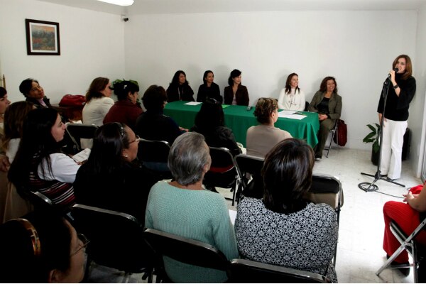 Realiza Casa de la Mujer preposada