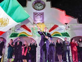 Chepe Guerrero encabeza la Ceremonia del Grito de Independencia en Corregidora
