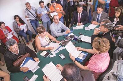 UAQ ve inviable cumplir el pliego