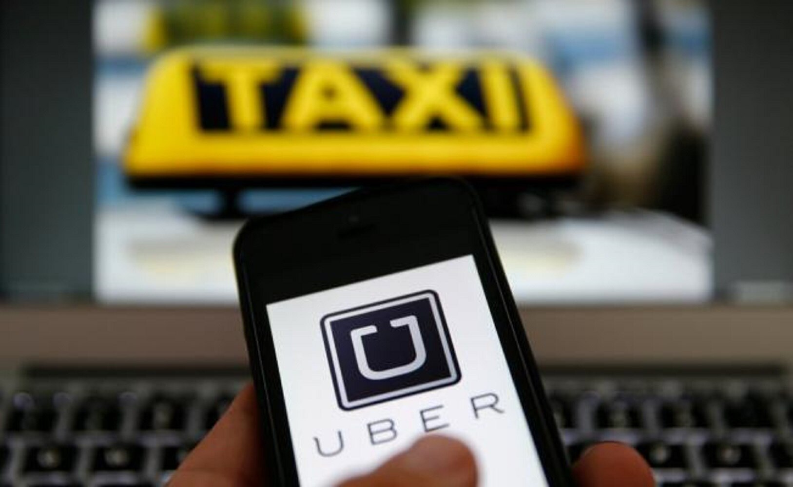 Empresa paga viaje de 500 kilómetros de un borracho en Uber