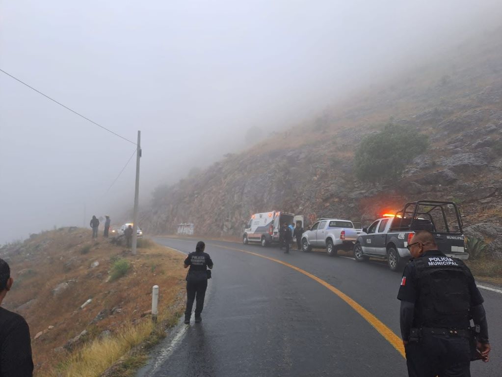 Pinal de Amoles registra temperaturas de 2 grados; piden extremar precauciones