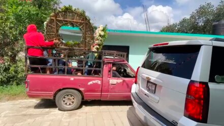 Trasladan el cuerpo de Marcial Trejo a Ahuacatlán, en la Sierra Gorda, donde será sepultado