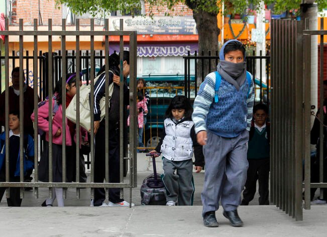 Inicia horario de invierno en 637 primarias