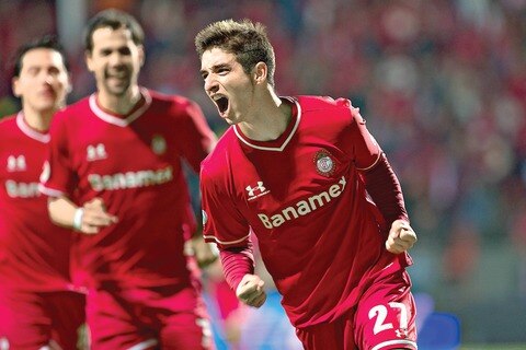 El Diablo se le adelanta al Águila