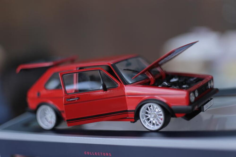 El Centro Cultural Gómez Morín fue la sede en donde los coleccionistas mostraron los carros a escala que han ido adquiriendo y resguardado a lo largo de los años. (FOTOS: GONZALO IBÁÑEZ. EL UNIVERSAL)