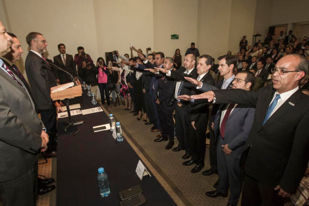 Inició actividades el Clúster para la Innovación Logística de Querétaro, que busca establecer esquemas para alcanzar mayor fluidez en el transporte de mercancías y promover certificaciones de las empresas del rubro (DEMIAN CHÁVEZ. EL UNIVERSAL)