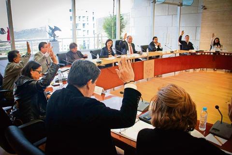 Asistencia justifica aumento de regidores