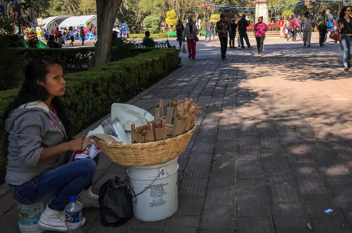 Retiran a vendedores ambulantes de la Alameda Hidalgo