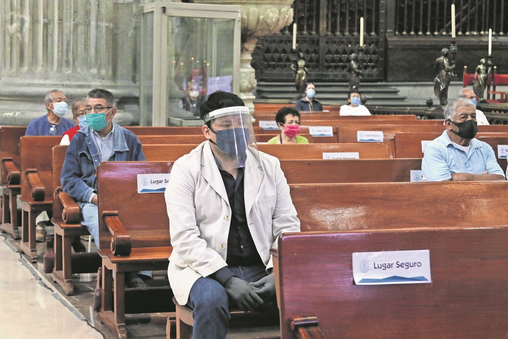 Diócesis de Querétaro pide a fieles no relajar medidas sanitarias