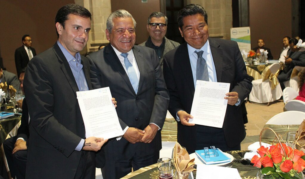 Se unen UTEQ y la empresa DELL