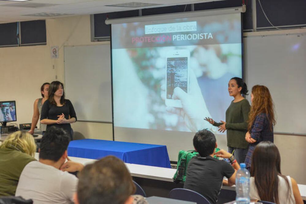 Estudiantes, preocupados por la labor periodística