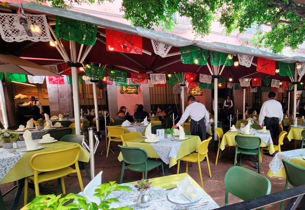 Querétaro estima derrama económica de 350 mdp por fiestas patrias