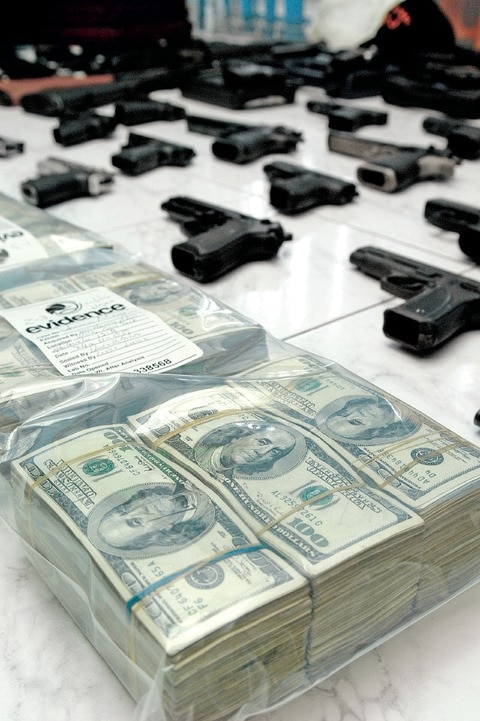 SHCP detecta 500 mil operaciones inusuales