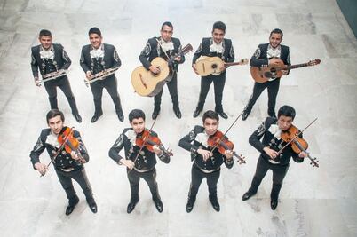 El Mariachi Chona se lució con la OFEQ
