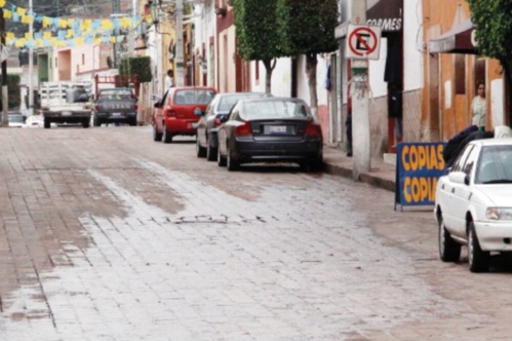 Piden cumplir reglas para estacionamientos