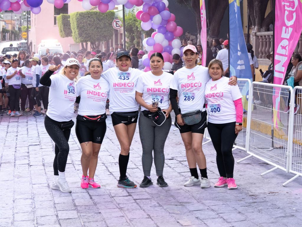 Más de mil mujeres de El Marqués participaron en la “Carrera de Colores”