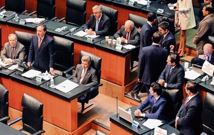 Senado otorga licencia al panista Francisco Domínguez