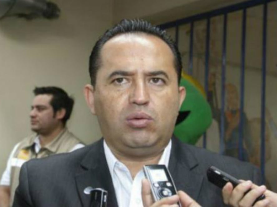 Sí tengo aspiraciones políticas: Sánchez