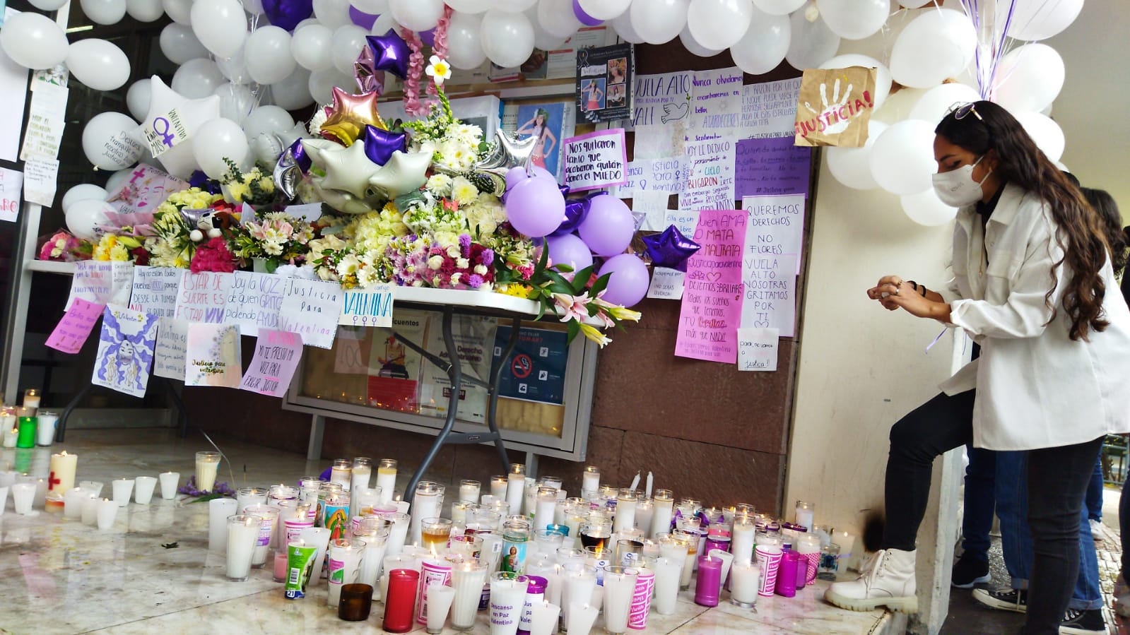 Colocan altar en memoria de Valentina; el presunto feminicida es estudiante de la UAQ