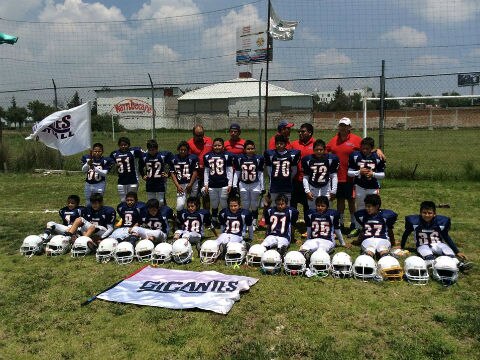 Felinos de la UAQ y Gigantes, en la cima