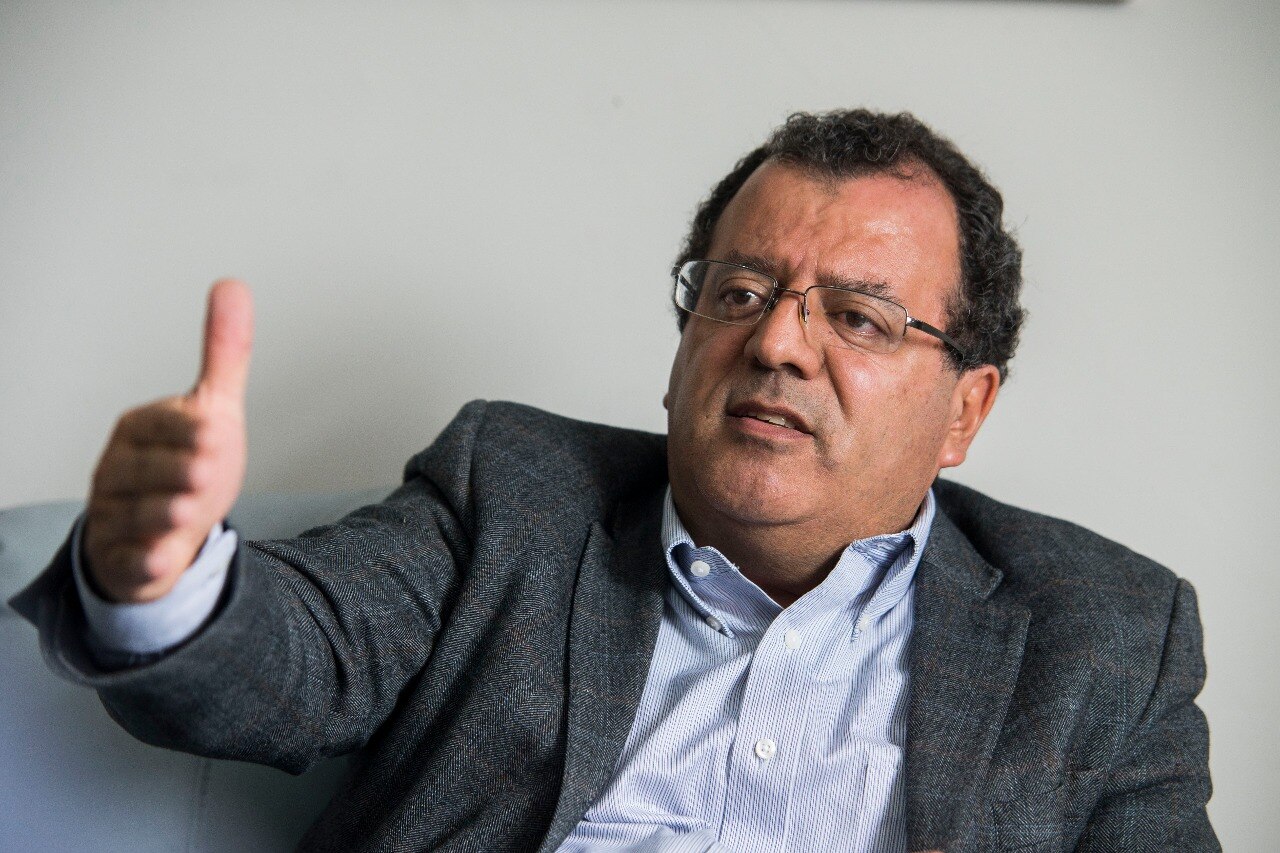 Gilberto Herrera Ruíz: "Urge cambiar la política mexicana"