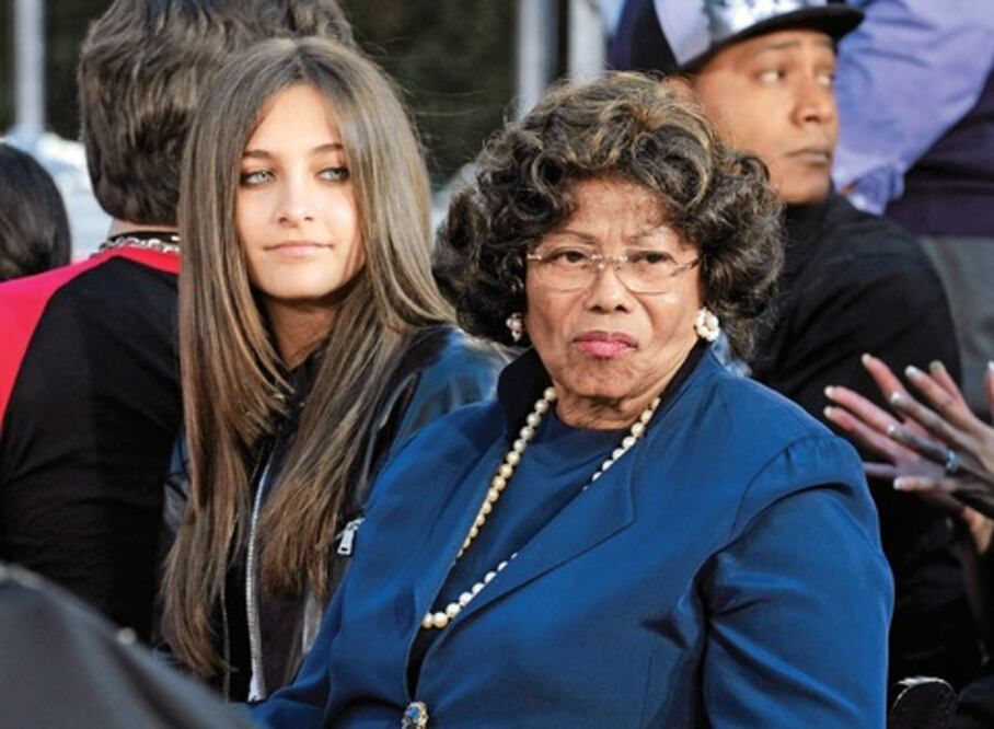 Abuelas de famosos al rescate de nietos