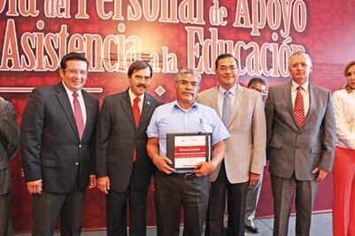 Destacan labor en educación