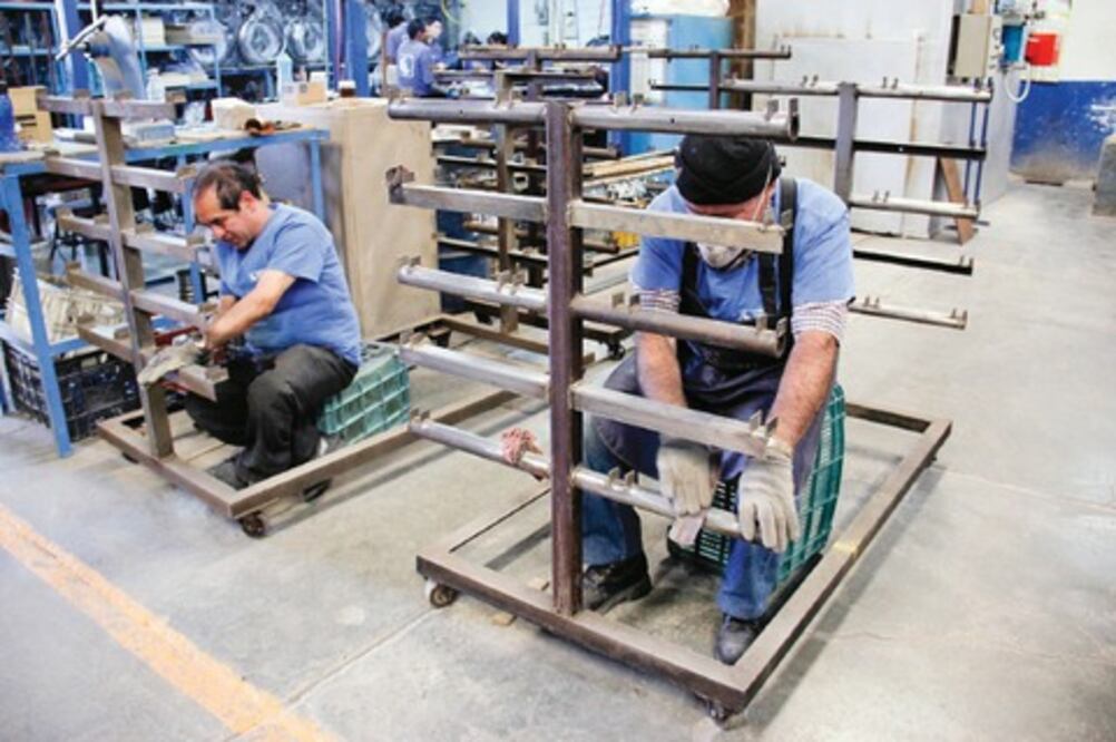 Industria deja pérdidas en energía 