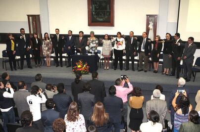 Toman protesta directores de la UAQ