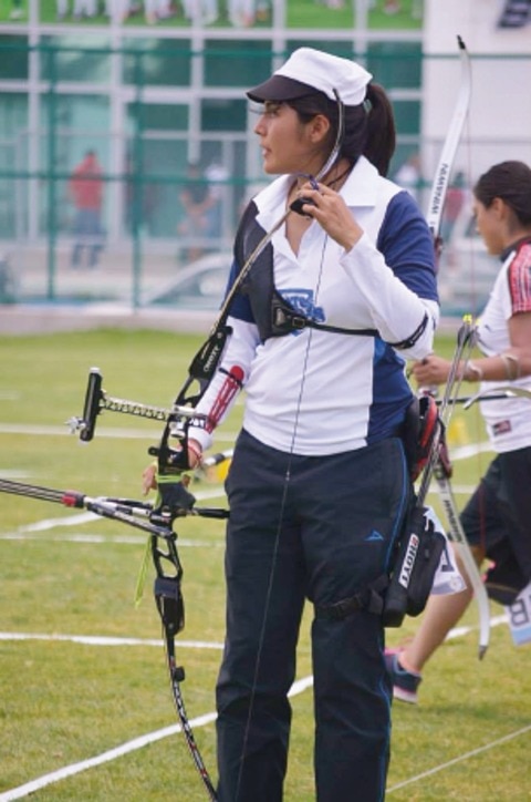 Cuarto lugar para arqueros de la UAQ