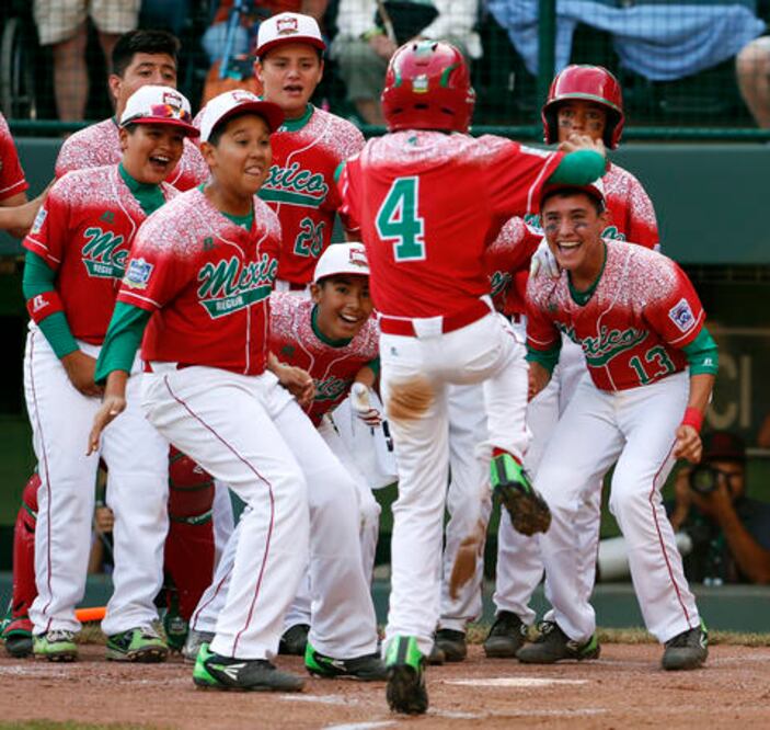 México tunde a Taiwán con garra de Raúl León