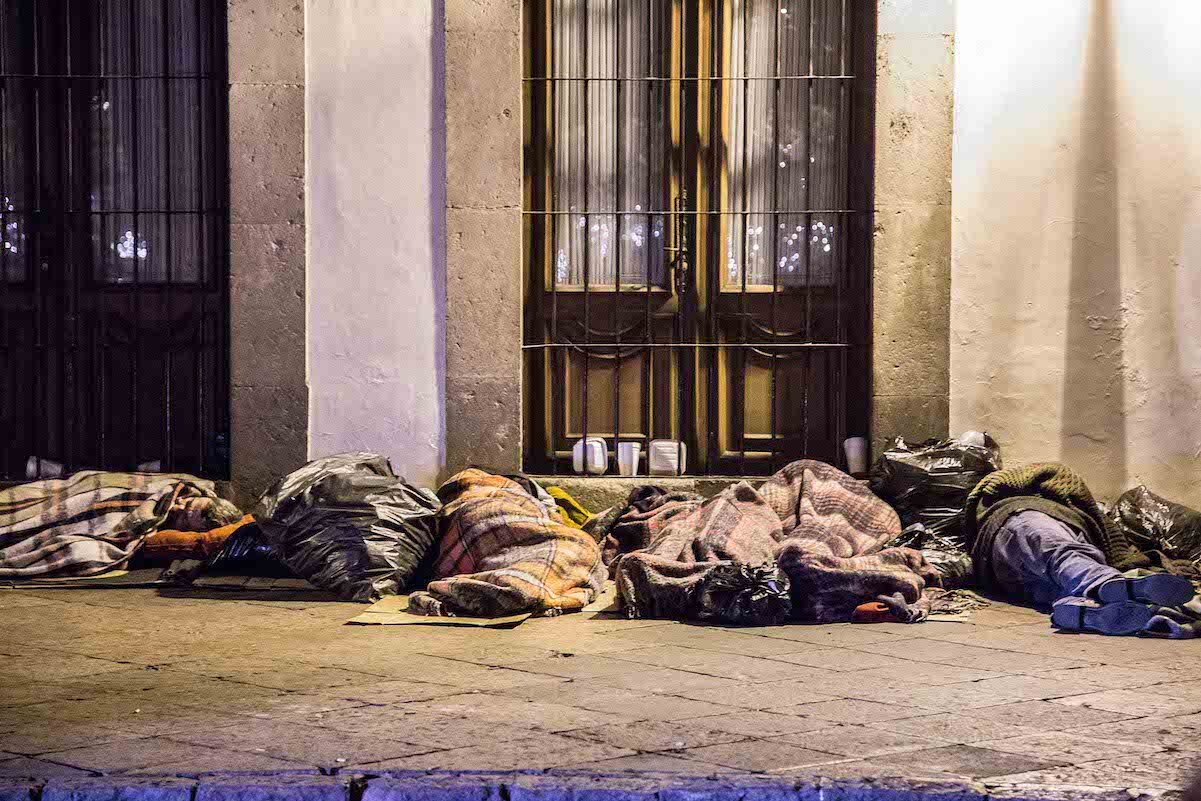 Personas en situación de calle se niegan a ir a los albergues en Querétaro