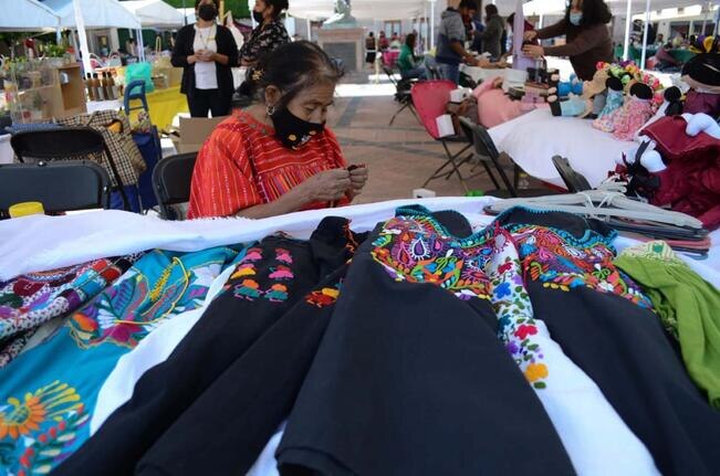 Invita alcaldía a asistir a Feria Artesanal en Jardín Guerrero