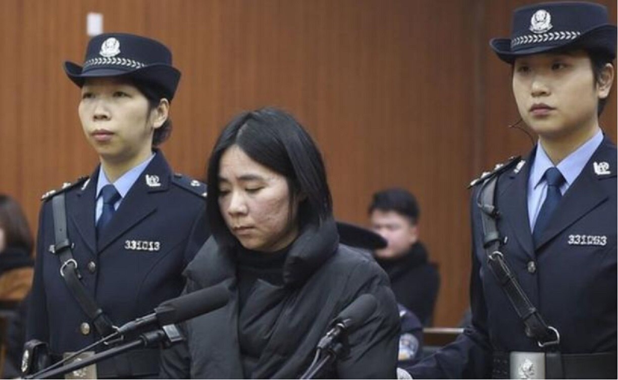 El caso de la niñera china ejecutada por provocar un incendio y matar a la familia para la que trabajaba