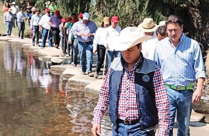  Exponen  deterioro de arroyo 