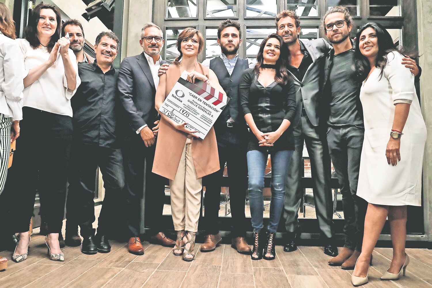 Navarro celebra apertura en la televisión