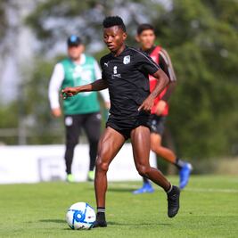 Batalla campal en el Corregidora