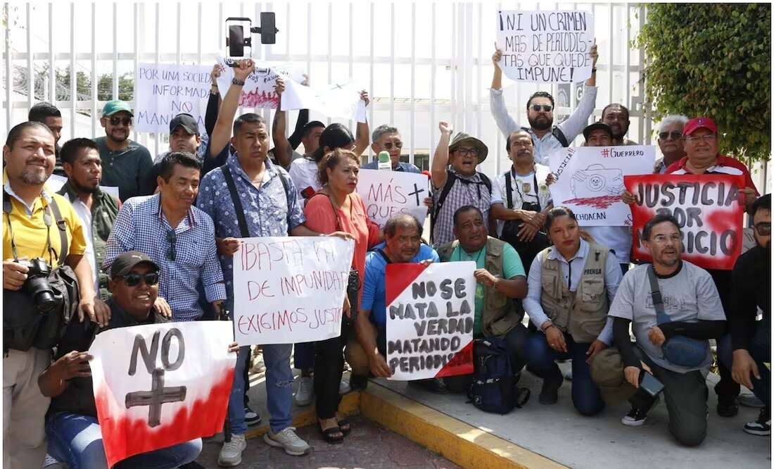 Este 31 de octubre, reporteros y reporteras de Chilpancingo, Guerrero protestaron contra la violencia y asesinatos de periodistas. Foto: Cuartoscuro