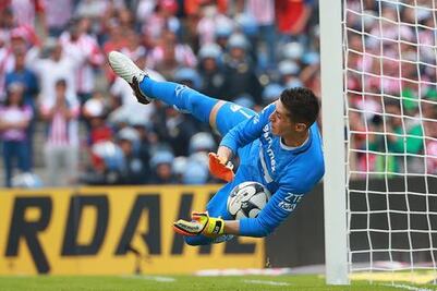 Pikolín se versa en parar penaltis