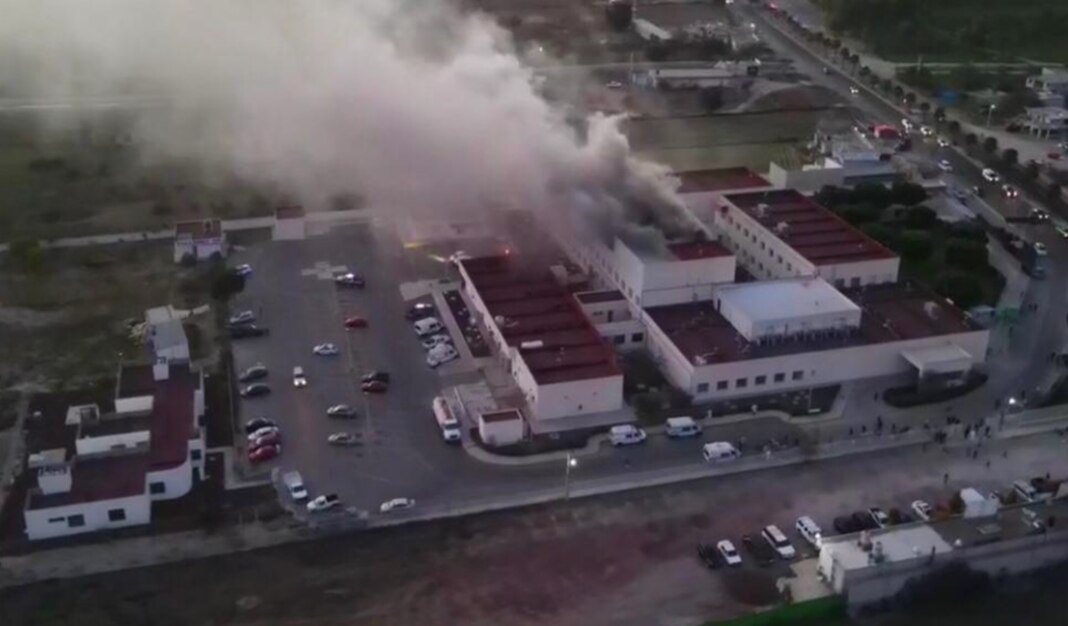 Hospital se incendia en Hidalgo; evacuan a pacientes