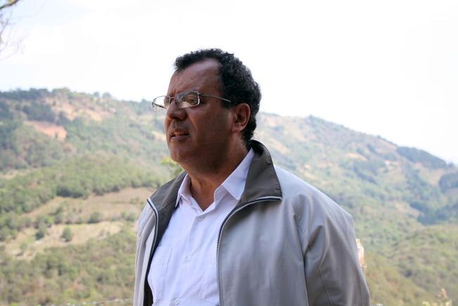 Gilberto Herrera recupera perfil en Facebook