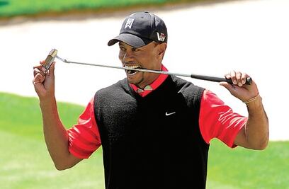 Tiger Woods vuelve al primer lugar