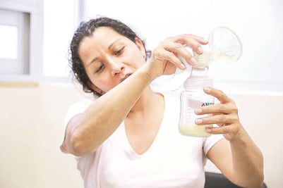 Llaman a donar leche materna