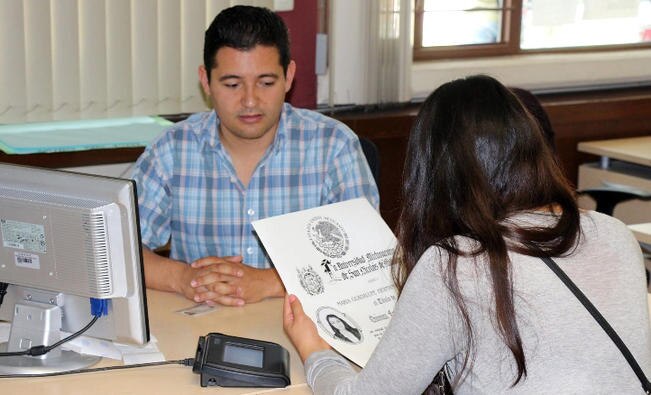 Sube precio de trámite para obtener cédula profesional