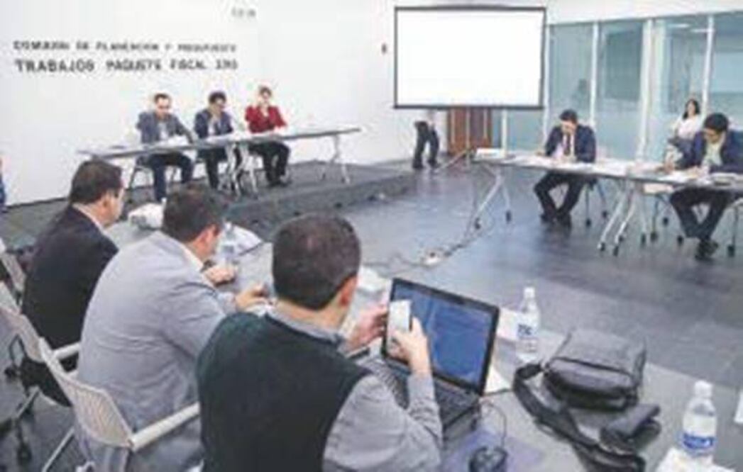 Aumenta déficit estatal heredado: FDS