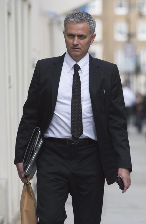 Mourinho aterriza en el Manchester