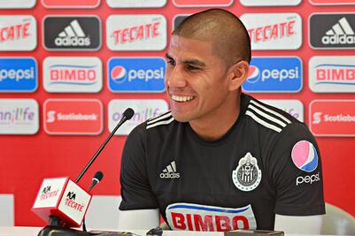 Salcido no ve cerca el retiro