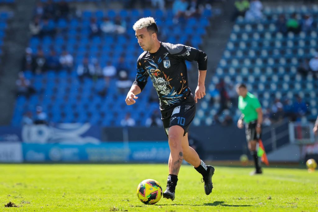 Querétaro vs América: Difícil debut para los Gallos de Mora