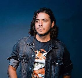 “El vivir de la música es mi mayor anhelo”: Alejandro Calderón