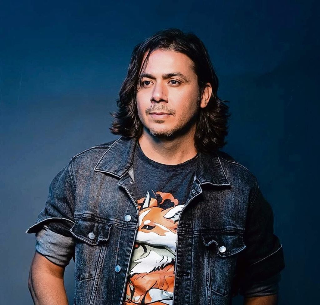 “El vivir de la música es mi mayor anhelo”: Alejandro Calderón